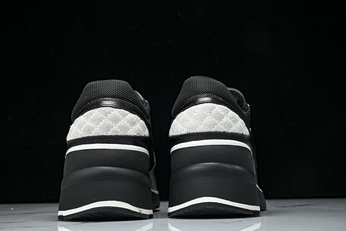 CN LOW TOP TRAINER CC SNEAKERS 21010933