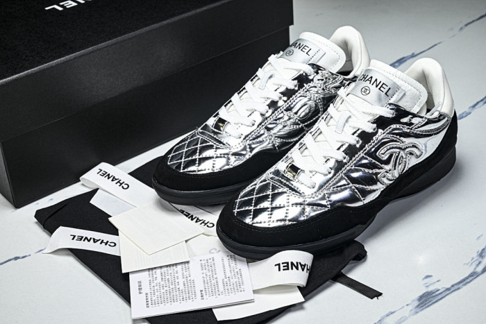 CN LOW TOP TRAINER CC SNEAKERS 21010934