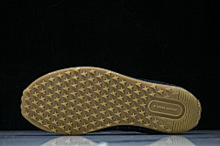 GGDB SNEAKERS 120250