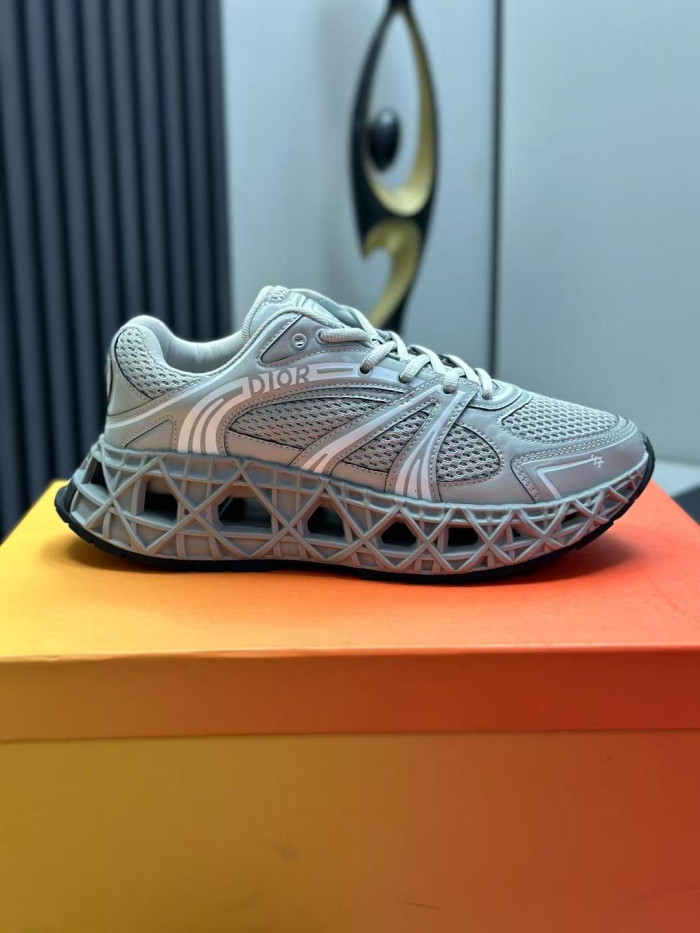 DR B35 LOW-TOP SNEAKERS DR-179