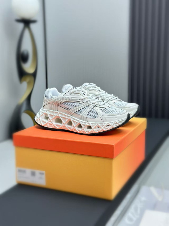 DR B35 LOW-TOP SNEAKERS DR-183