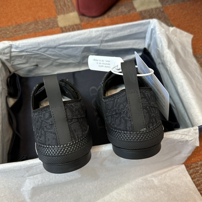 DR B23 LOW-TOP SNEAKERS DR-76