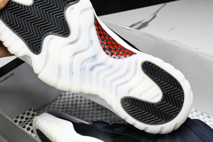 Air Jordan 11 CT8012-406