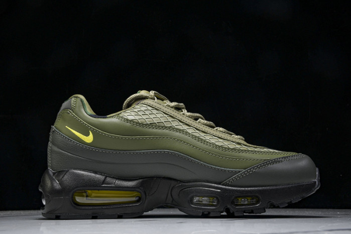 Corteiz x Air Max 95 SP FB2709-300