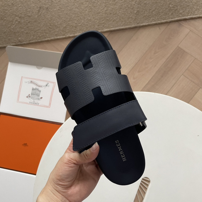 HER Slides 2405224 (dark blue)