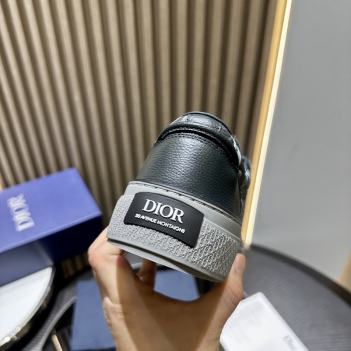 DR B33 LOW-TOP SNEAKERS DR-175