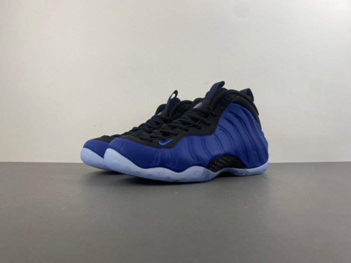 Nike Air Foamposite “Deep Royal” HJ5195-400