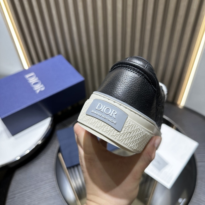 DR B33 LOW-TOP SNEAKERS DR-113