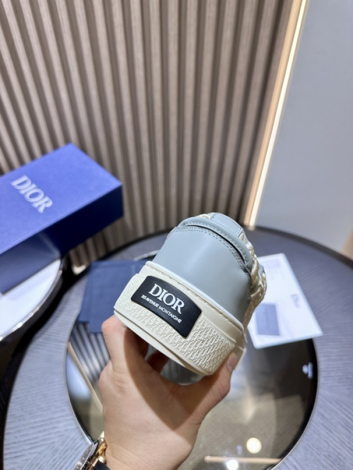 DR B33 LOW-TOP SNEAKERS DR-134