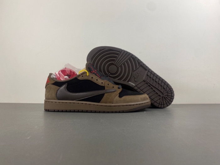 Travis Scott x Air Jordan 1 Low OG DM7866-00111