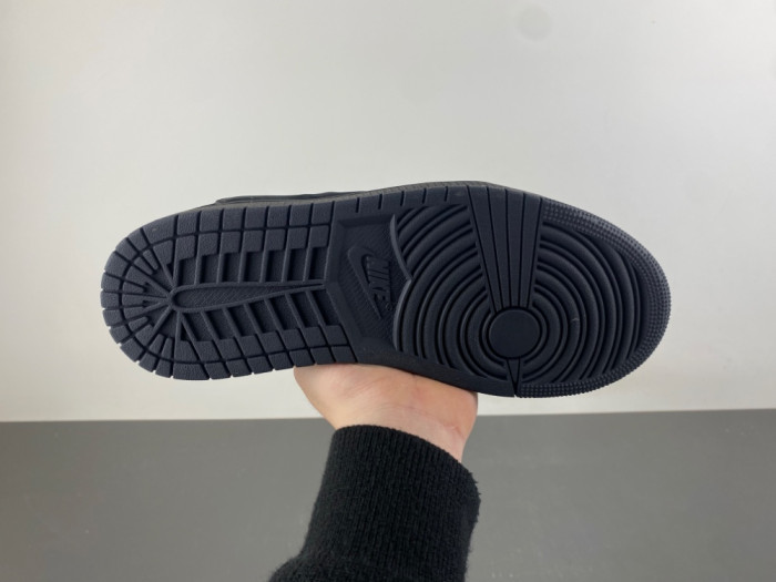 Travis Scott x OFF-WHITE x Jordan Air Jordan 1 DM7866-003